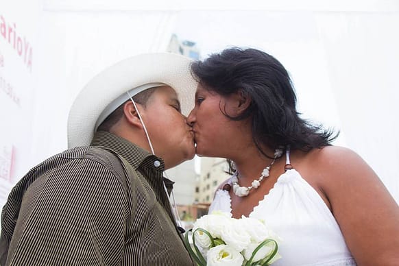 El beso como muestra de amor, sin buscar desafiar a nadie / Foto: Sinetiquetas.org